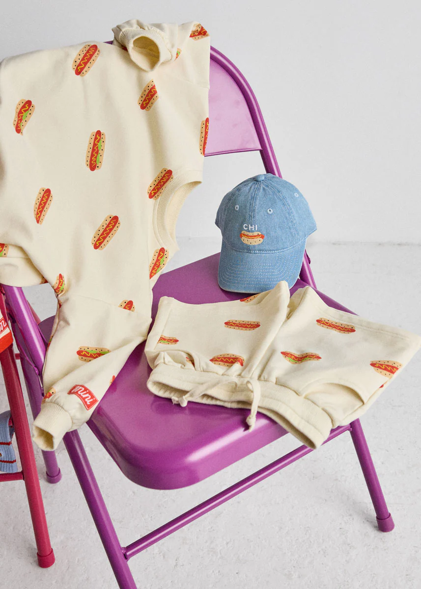 Hot Dog Oversized Sweatshirt - Image 4