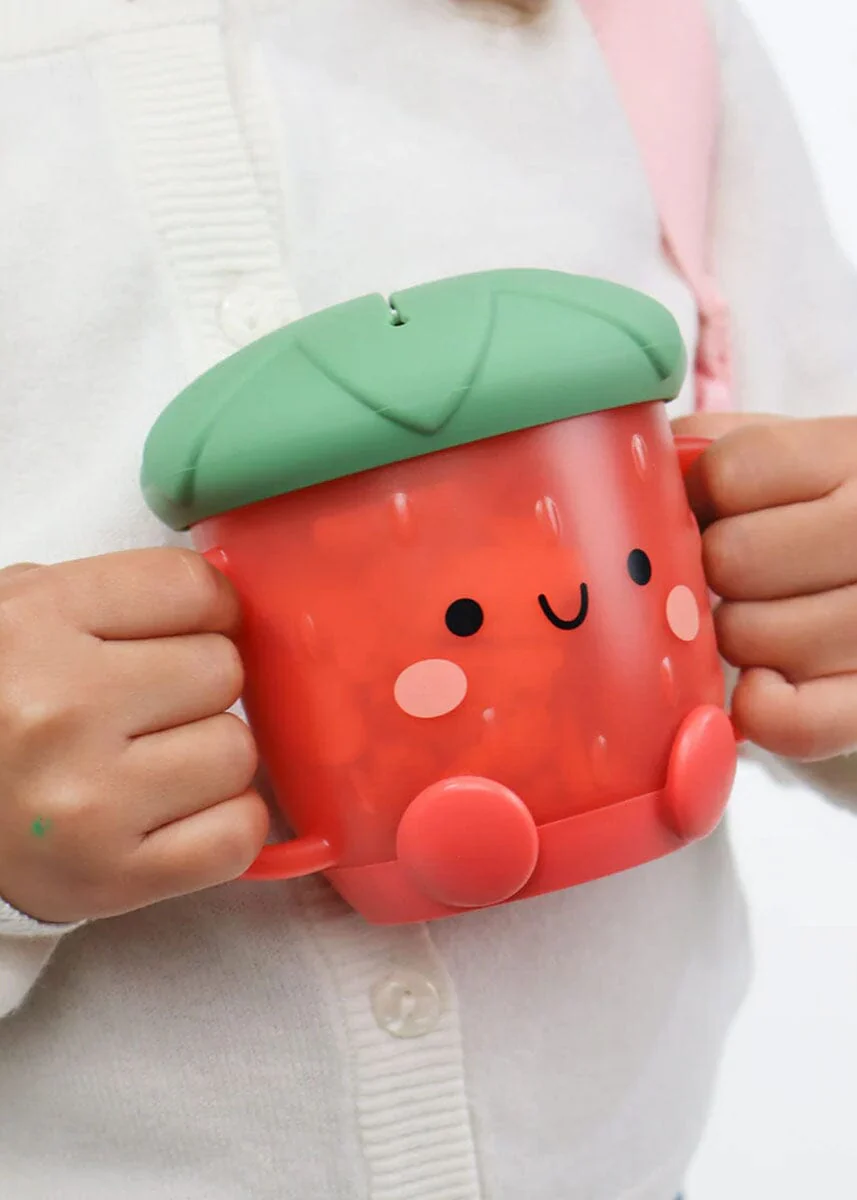 Itzy Snack Cup - Strawberry - Image 4