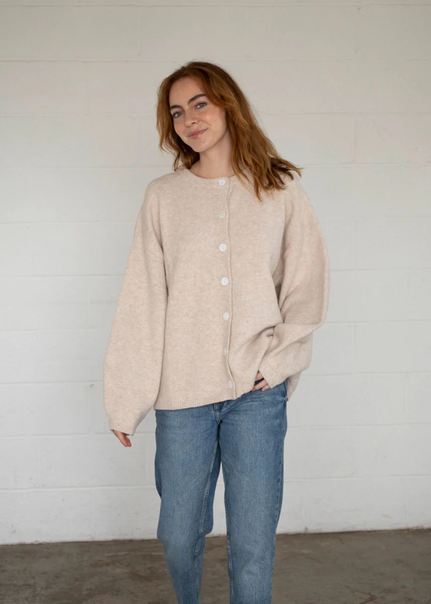 Juniper Cardigan - Oatmeal - Image 4