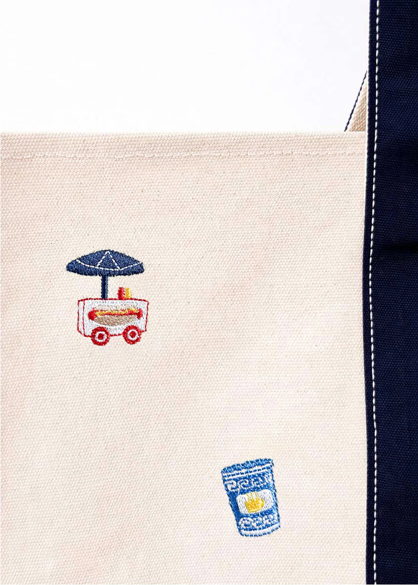 New York City Icons Tote - Image 5