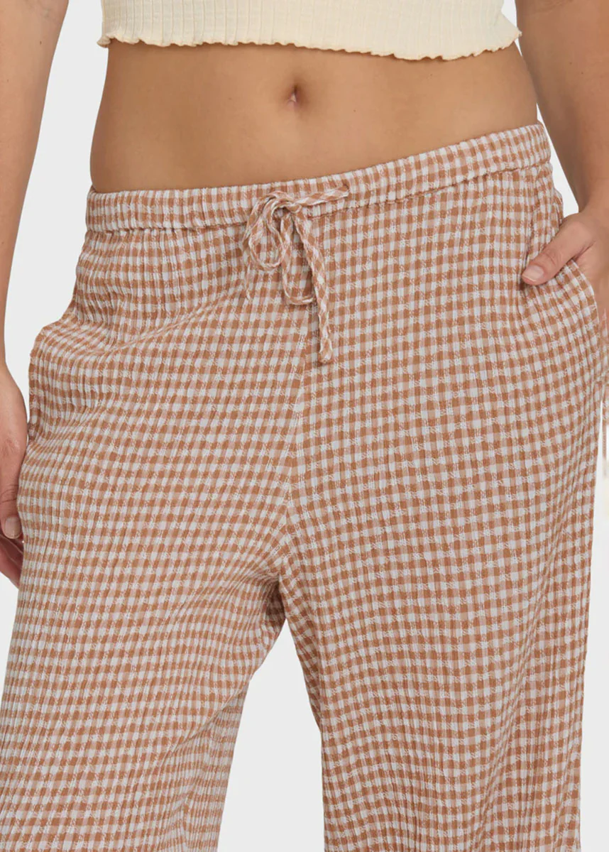 Wanderer Pant Bitty Check - Sugar Almond - Image 4